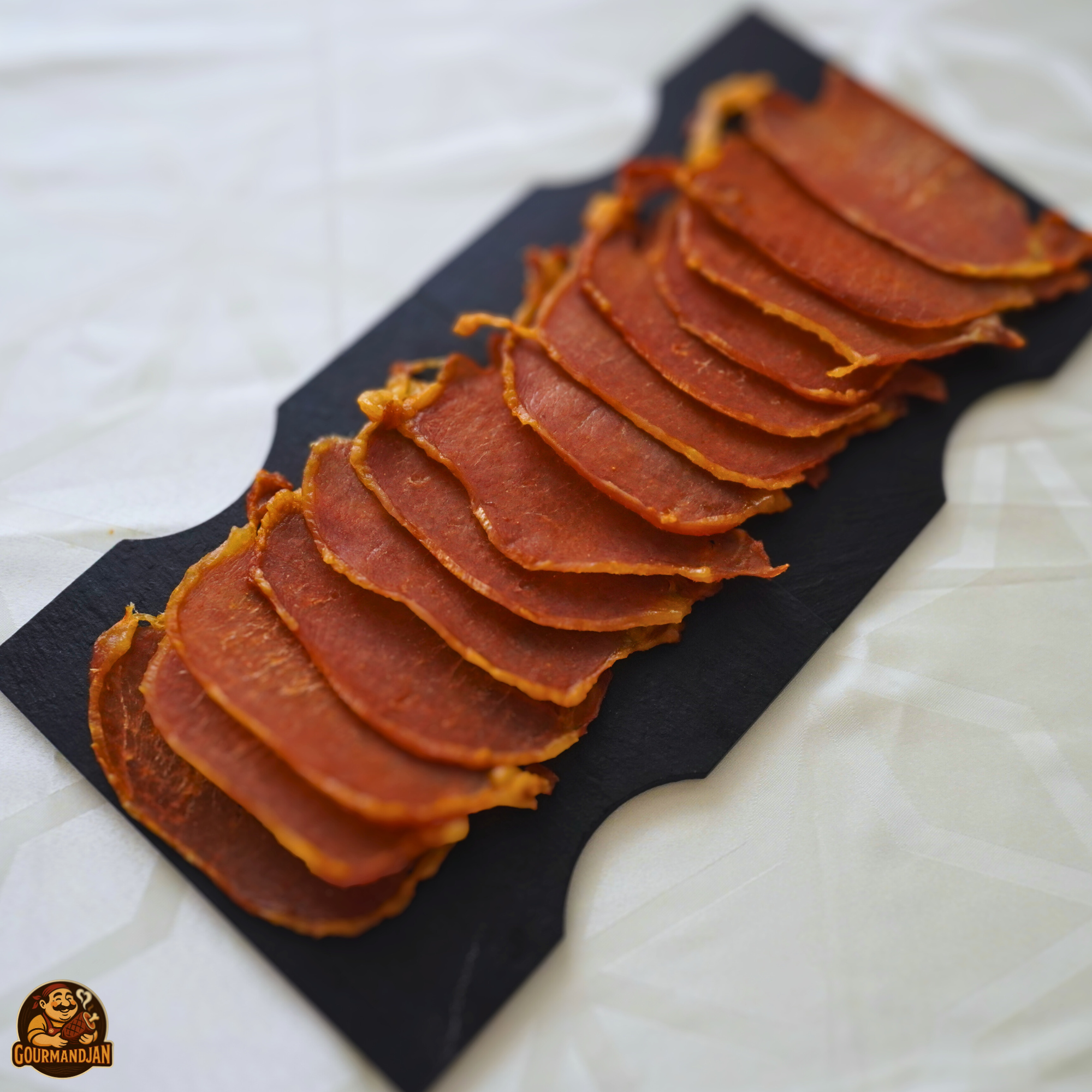 Свиные джерки —  мясные чипсы из свиной корейки  (1 упаковка ~150–200 г)